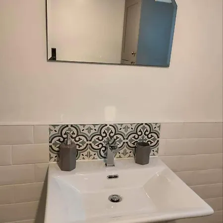 Sandstone * Marske-by-the-Sea